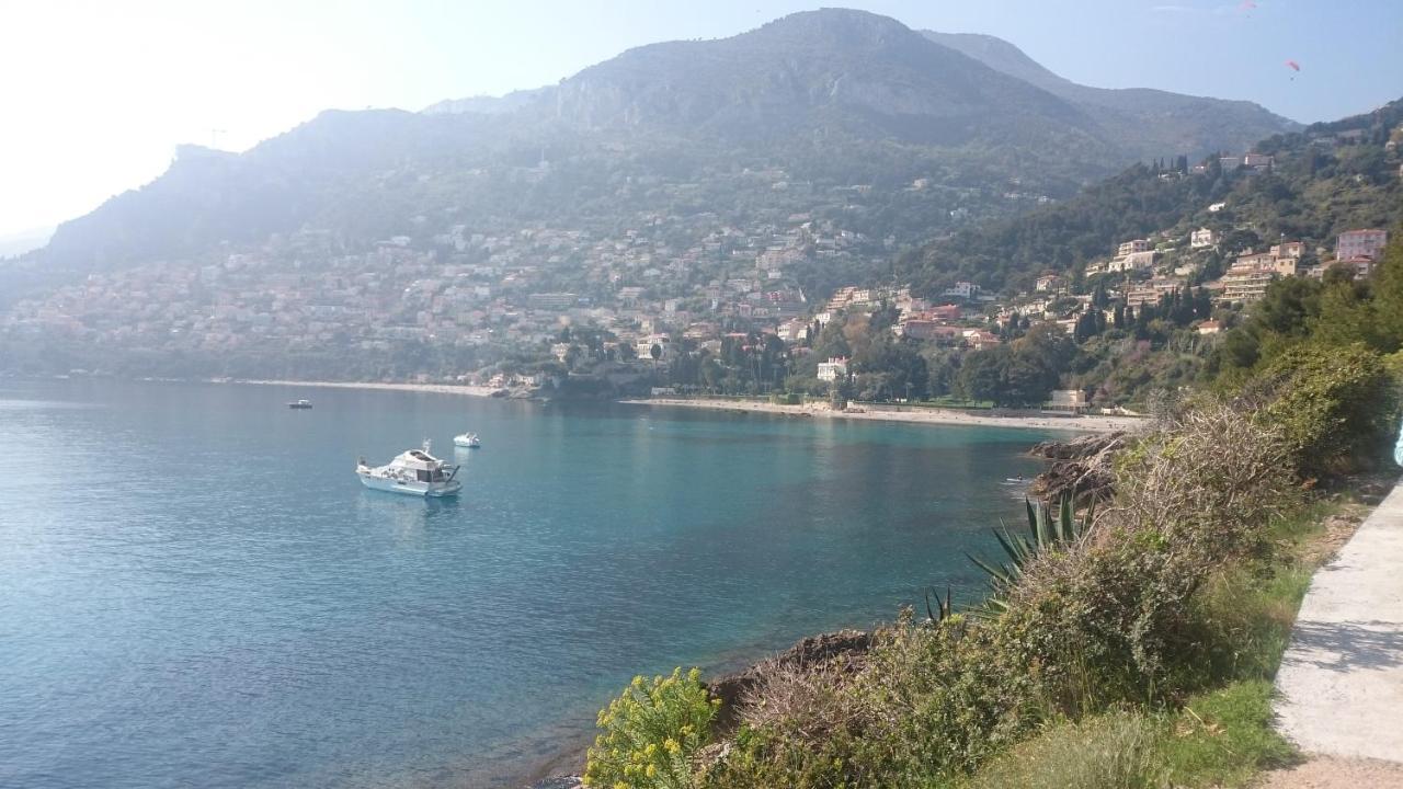 Hôtel Alexandra Roquebrune-Cap-Martin Buitenkant foto