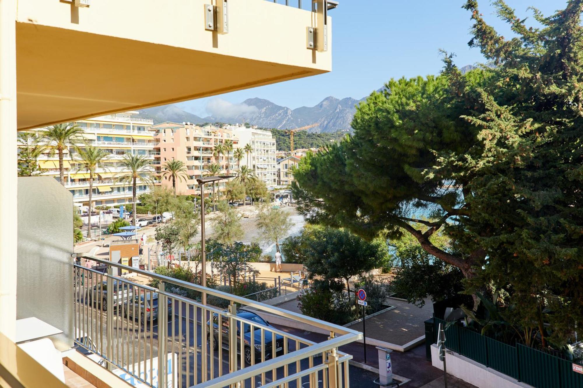 Hôtel Alexandra Roquebrune-Cap-Martin Buitenkant foto